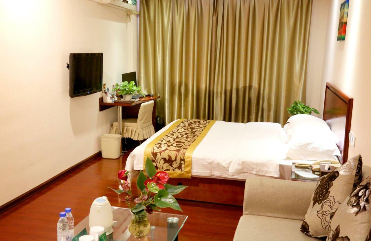 Greentree Inn Guiyang Court Street West Zhongshan Road Subway Station Business Hotel Exterior foto