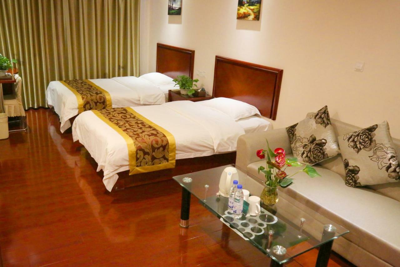 Greentree Inn Guiyang Court Street West Zhongshan Road Subway Station Business Hotel Exterior foto